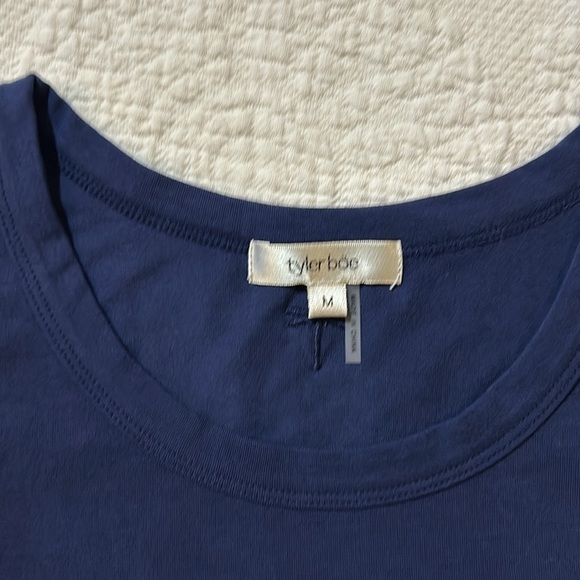 Tyler Böe Eyelet Flutter sleeve top. Medium. Nearly New - Picture 9 of 12